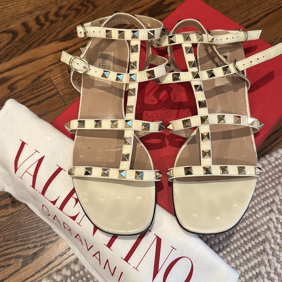 Valentino Rockstud Gladiator Sandals Ivory - Picture 3 of 6
